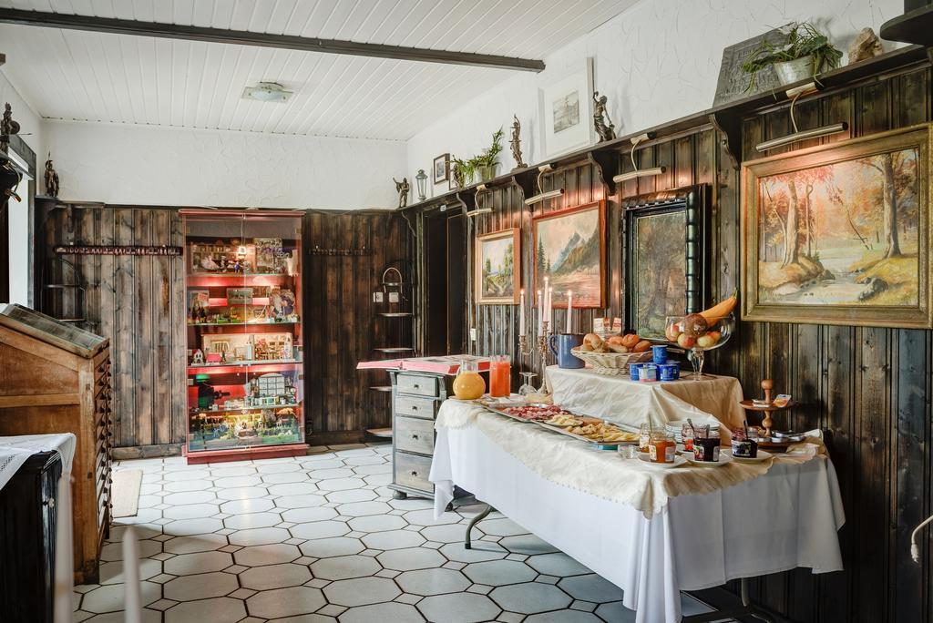 Hotel Weisse Muehle Breitenworbis Екстер'єр фото